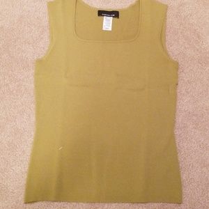 2 for $10. GUC Jones New York Tank sz M